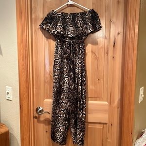 Worthington jumpsuit.  Animal print. Size small